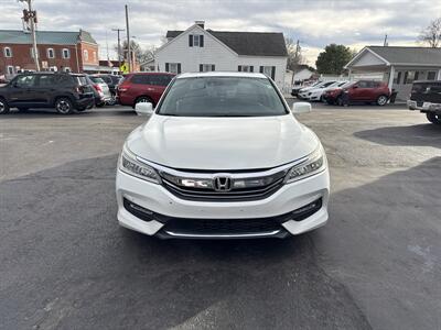 2016 Honda Accord Touring   - Photo 7 - Millstadt, IL 62260