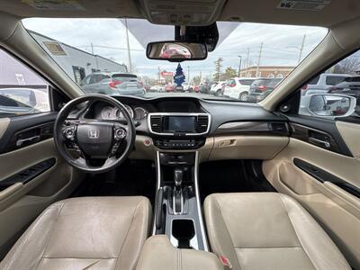 2016 Honda Accord Touring   - Photo 10 - Millstadt, IL 62260