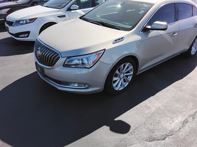 2016 Buick LaCrosse   - Photo 1 - Cahokia, IL 62206