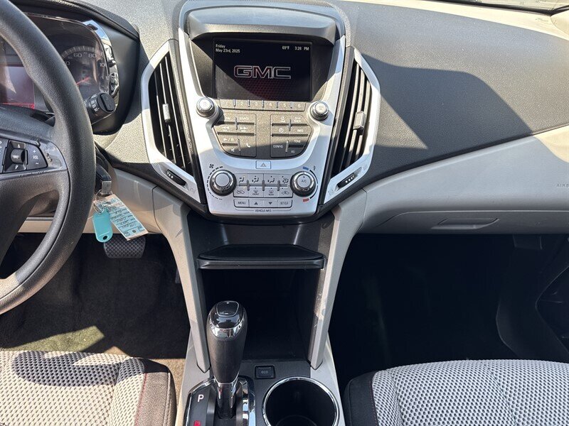 2017 GMC Terrain SLE-1 - Photo 25 - Millstadt, IL 62260