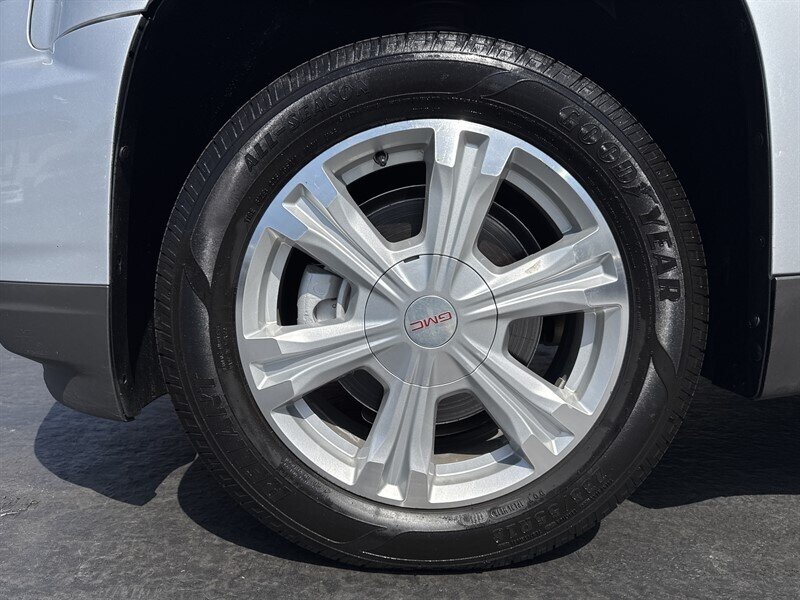 2017 GMC Terrain SLE-1 - Photo 11 - Millstadt, IL 62260