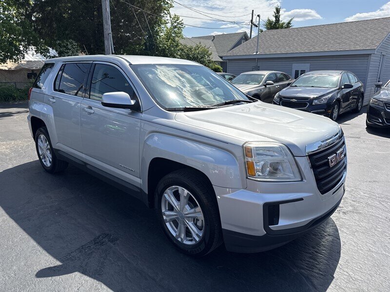 2017 GMC Terrain SLE-1 - Photo 4 - Millstadt, IL 62260