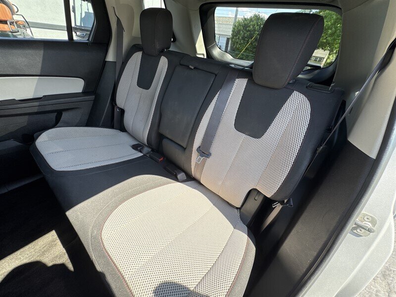 2017 GMC Terrain SLE-1 - Photo 30 - Millstadt, IL 62260