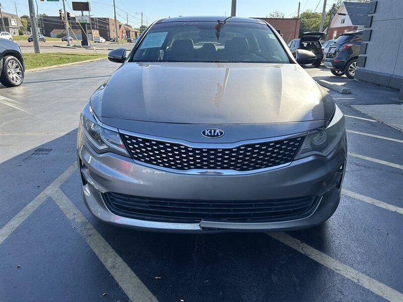 2016 Kia Optima EX - Photo 6 - Fairview Heights, IL 62208
