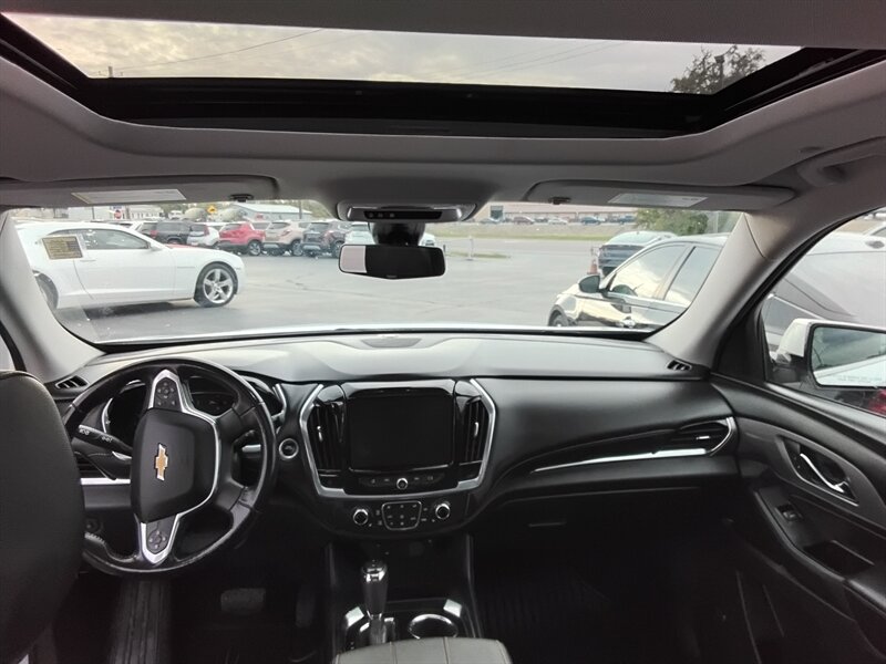 2019 Chevrolet Traverse LT Leather - Photo 7 - Cahokia, IL 62206