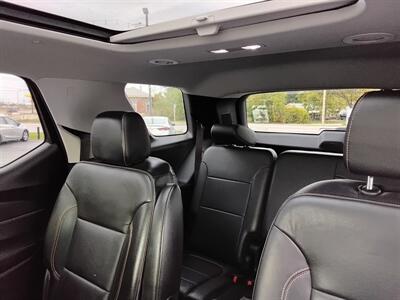 2019 Chevrolet Traverse LT Leather - Photo 6 - Cahokia, IL 62206