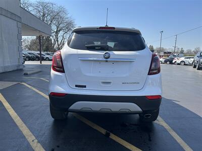 2021 Buick Encore Preferred   - Photo 7 - Fairview Heights, IL 62208