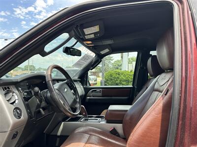 2012 Ford Expedition XLT - Photo 8 - Fairview Heights, IL 62208