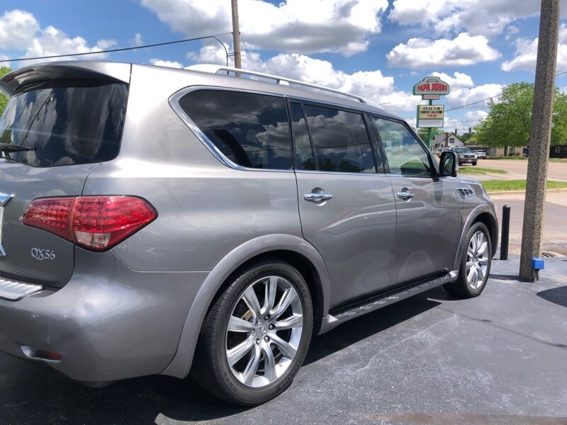 2013 INFINITI QX 56 photo 5