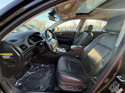 2012 Hyundai Genesis 5.0L R-Spec   - Photo 10 - Cahokia, IL 62206