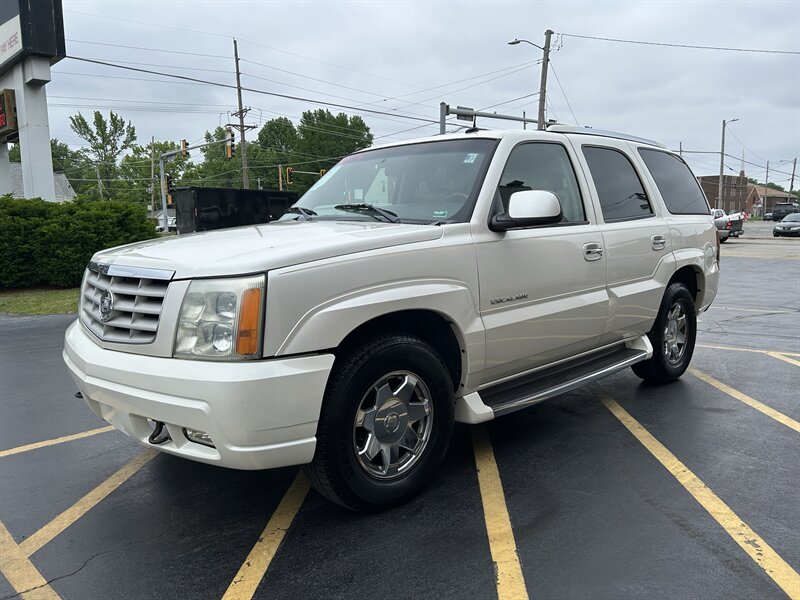2002 Cadillac Escalade - Photo 3 - Fairview Heights, IL 62208
