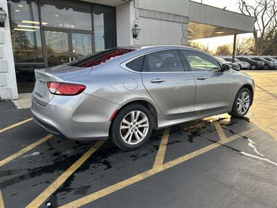 2017 Chrysler 200 LX   - Photo 4 - Fairview Heights, IL 62208