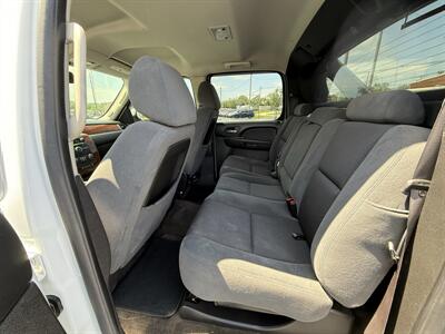 2009 Chevrolet Avalanche LT   - Photo 10 - Cahokia, IL 62206
