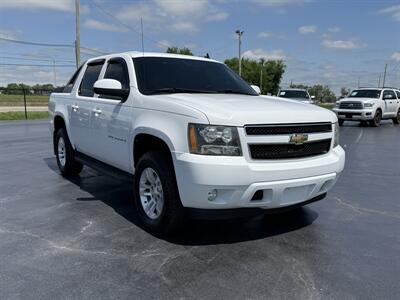 2009 Chevrolet Avalanche LT   - Photo 4 - Cahokia, IL 62206