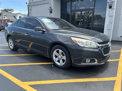 2015 Chevrolet Malibu LTZ   - Photo 2 - Fairview Heights, IL 62208