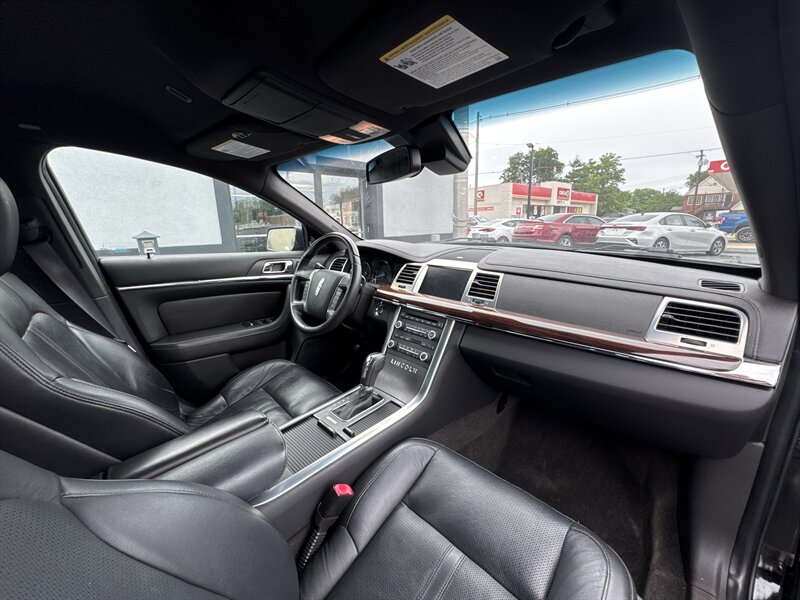 2012 Lincoln MKS - Photo 11 - Millstadt, IL 62260
