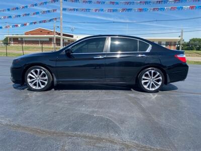 2015 Honda Accord Sport   - Photo 8 - Cahokia, IL 62206