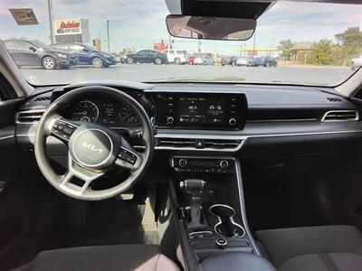 2022 Kia K5 LXS - Photo 5 - Cahokia, IL 62206