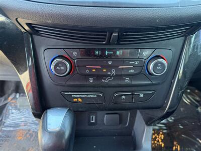 2017 Ford Escape SE - Photo 14 - Cahokia, IL 62206