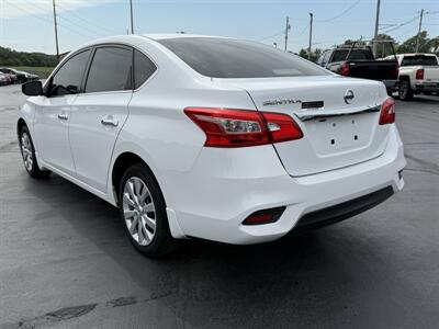 2019 Nissan Sentra S   - Photo 6 - Cahokia, IL 62206