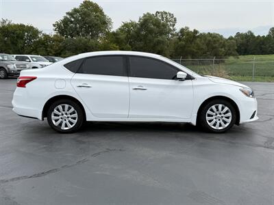 2019 Nissan Sentra S   - Photo 5 - Cahokia, IL 62206