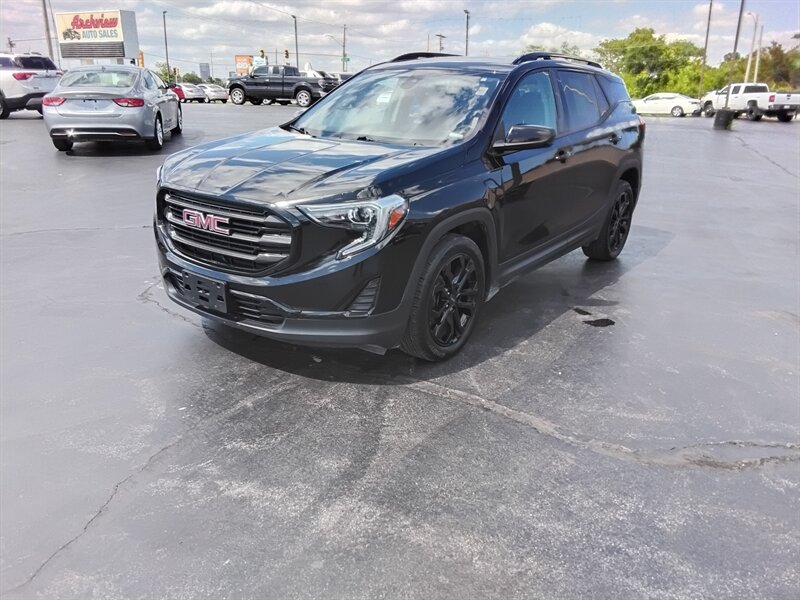 2021 GMC Terrain SLE  