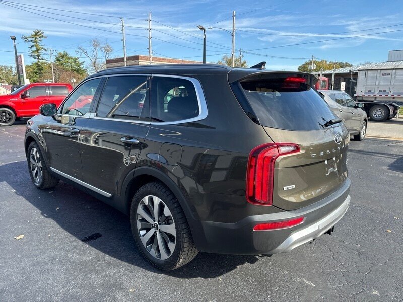 2020 Kia Telluride S - Photo 4 - Millstadt, IL 62260