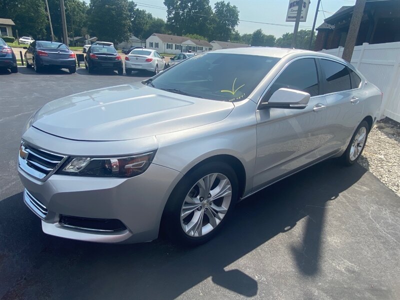 2014 Chevrolet Impala LT - Photo 2 - Belleville, IL 62226
