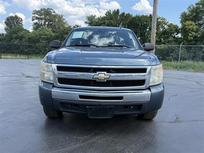 2011 Chevrolet Silverado 1500 LS   - Photo 2 - Cahokia, IL 62206