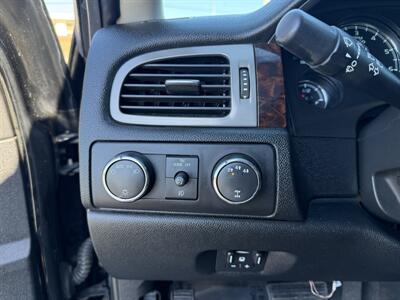 2011 GMC Sierra 2500 Denali   - Photo 11 - Cahokia, IL 62206