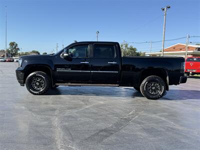 2011 GMC Sierra 2500 Denali   - Photo 1 - Cahokia, IL 62206