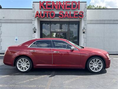 2012 Chrysler 300 Series Limited   - Photo 1 - Fairview Heights, IL 62208