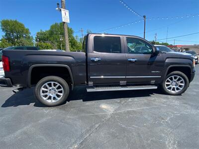 2015 GMC Sierra 1500 Denali   - Photo 5 - Belleville, IL 62226
