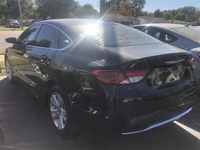 2016 Chrysler 200 Limited   - Photo 4 - Belleville, IL 62226