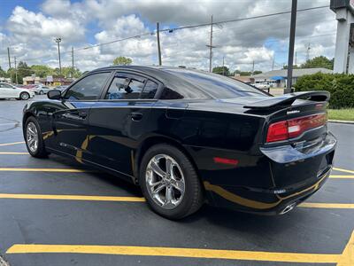 2012 Dodge Charger SXT   - Photo 5 - Fairview Heights, IL 62208