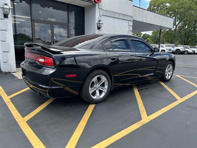 2012 Dodge Charger SXT   - Photo 4 - Fairview Heights, IL 62208