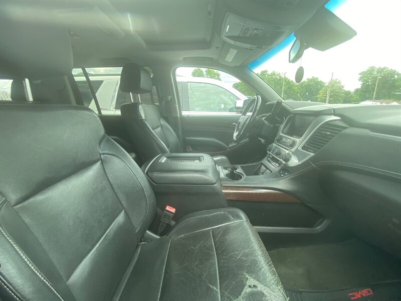 2016 GMC Yukon SLT - Photo 5 - Belleville, IL 62226