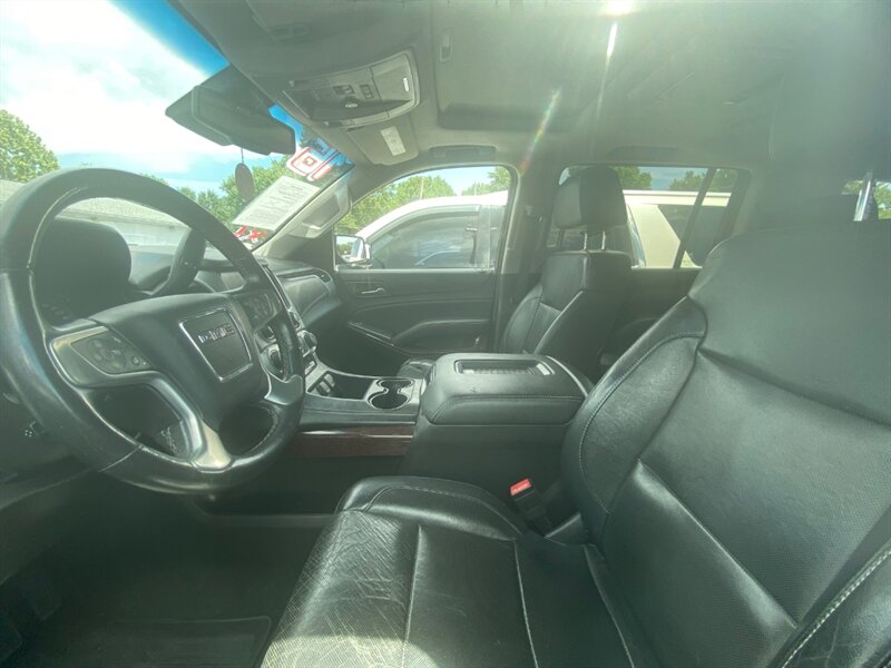 2016 GMC Yukon SLT - Photo 3 - Belleville, IL 62226