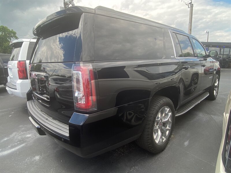 2016 GMC Yukon SLT - Photo 6 - Belleville, IL 62226