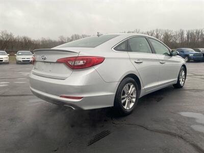 2016 Hyundai SONATA SE   - Photo 5 - Cahokia, IL 62206