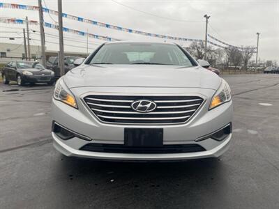 2016 Hyundai SONATA SE   - Photo 2 - Cahokia, IL 62206