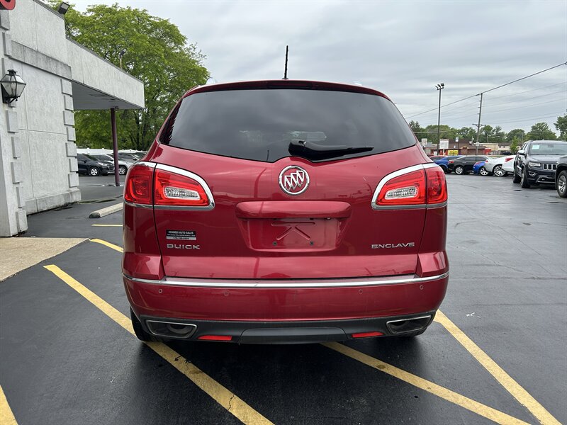 2013 Buick Enclave Leather - Photo 7 - Fairview Heights, IL 62208