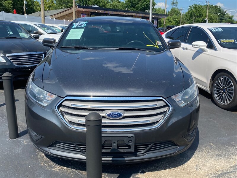 2015 Ford Taurus SEL  