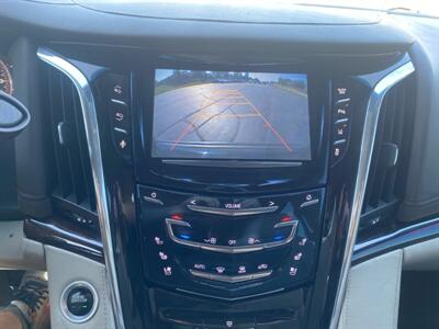 2015 Cadillac Escalade ESV Premium   - Photo 19 - Cahokia, IL 62206