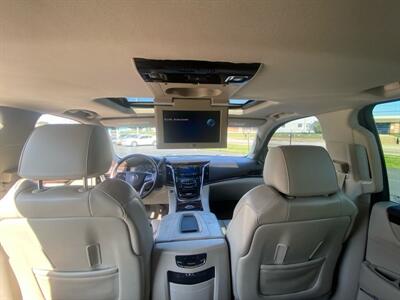 2015 Cadillac Escalade ESV Premium   - Photo 12 - Cahokia, IL 62206