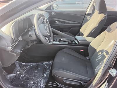2022 Hyundai Elantra SEL   - Photo 6 - Cahokia, IL 62206