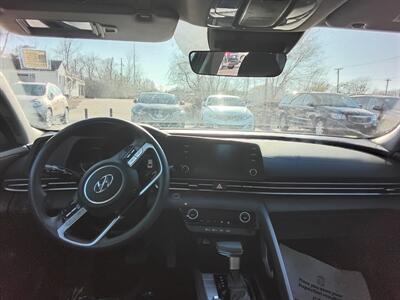 2022 Hyundai Elantra SEL   - Photo 5 - Cahokia, IL 62206