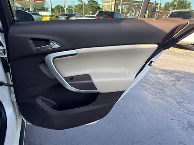 2012 Buick Regal Premium 1   - Photo 26 - Millstadt, IL 62260