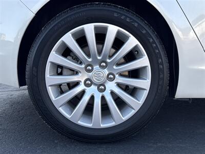 2012 Buick Regal Premium 1   - Photo 27 - Millstadt, IL 62260