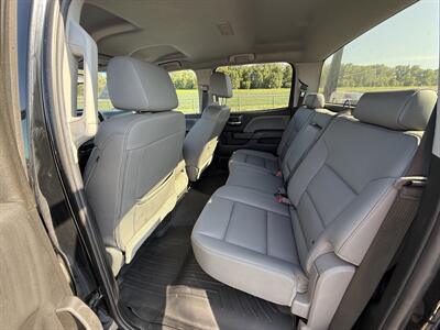 2019 GMC Sierra 2500   - Photo 10 - Cahokia, IL 62206